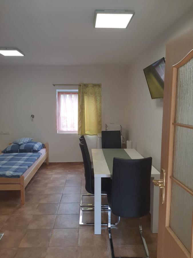 Penzion U Pavla Most Exterior foto